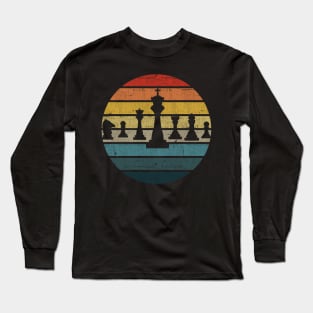 Chess Silhouette On A Distressed Retro Sunset design Long Sleeve T-Shirt